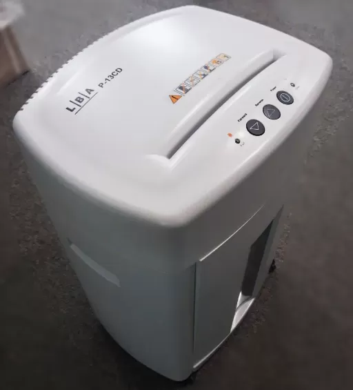 Máy hủy tài liệu LBA P-13CD